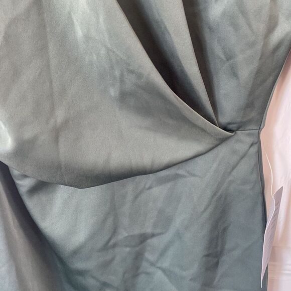 NWT LAVISH ALICE High Neck One-shoulder Cocktail Dress In Deep Pine Green - Picture 4 of 5